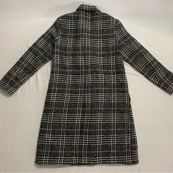 Forever 21 Plaid Coat! - Picture 4 of 5